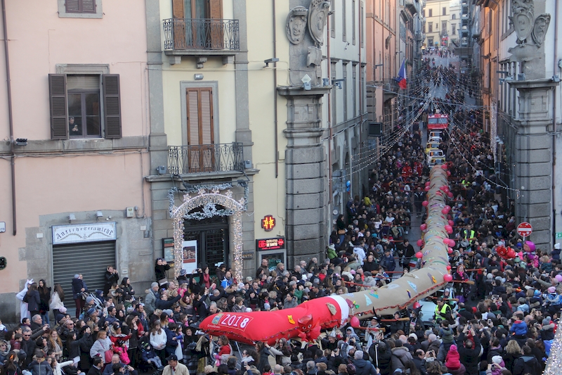 La Calza organizzata dal centro sociale Pilastro nelle vie del centro