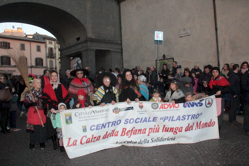 La Calza organizzata dal centro sociale Pilastro nelle vie del centro