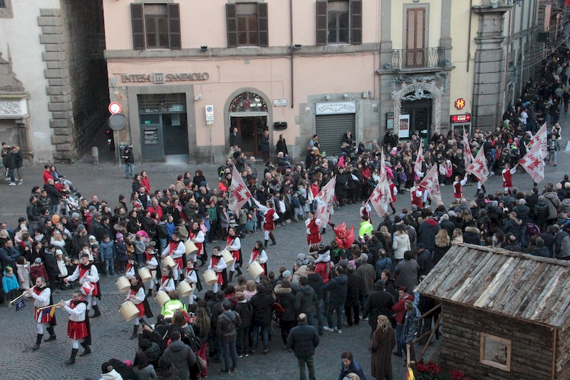 La Calza organizzata dal centro sociale Pilastro nelle vie del centro
