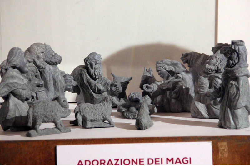 Figure da presepio dalle regioni d'Italia