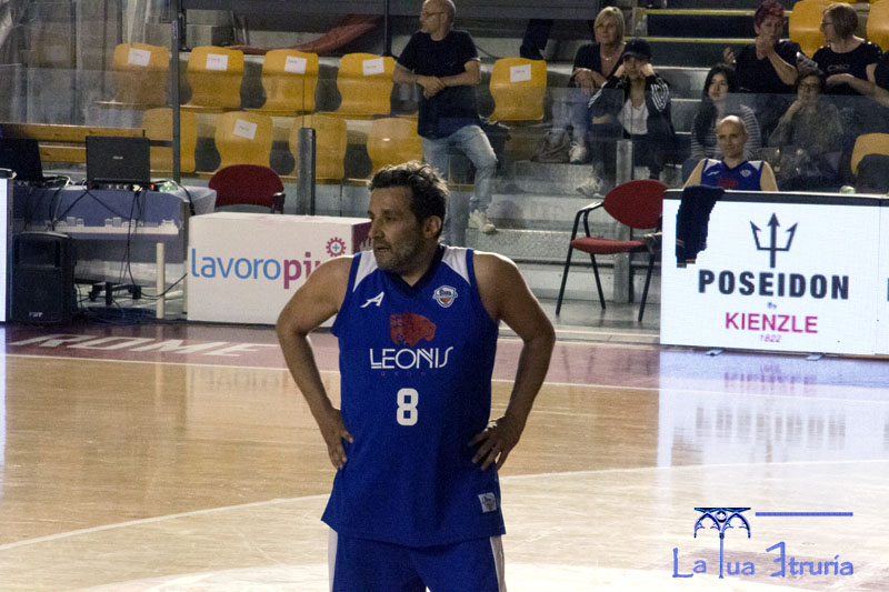 Emozioni e sorrisi per Fabrizio Frizzi