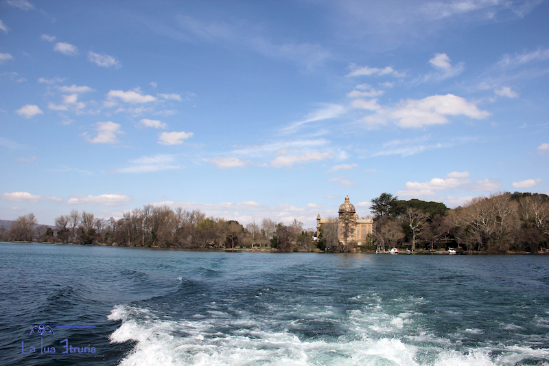 Lo spettacolo unico della Giornata Fai a Capodimonte e Isola Bisentina