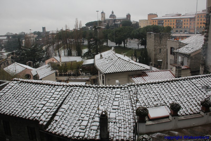Neve nella Tuscia: Viterbo, Bagnaia e il Cimino. Le foto più belle