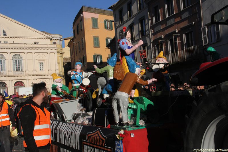 Canrevale Viterbese: la sfilata del 15 febbraio