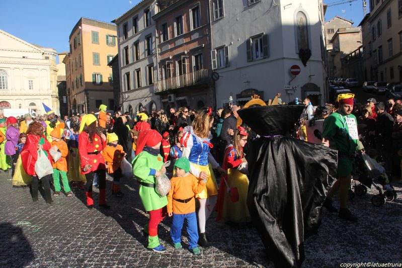 Canrevale Viterbese: la sfilata del 15 febbraio