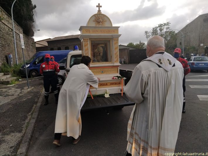 La processione della Madonna della Quercia - San Pietro