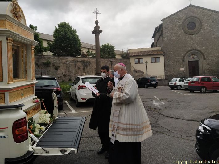 La processione della Madonna della Quercia - Paradiso