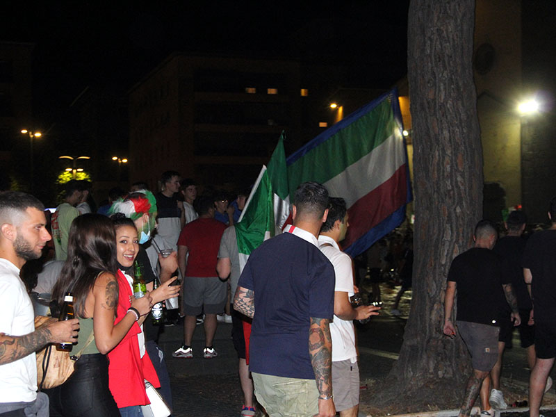 Festa tricolore a Viterbo per l'Italia Campione d'Europa