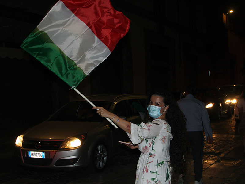 Festa tricolore a Viterbo per l'Italia Campione d'Europa