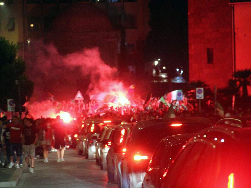 Festa tricolore a Viterbo per l'Italia Campione d'Europa