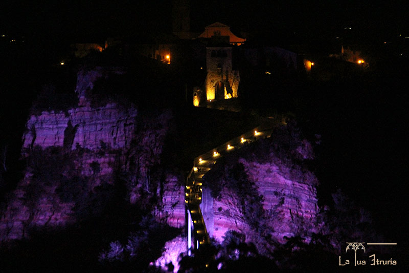 Notte delle luci - illuminazione rupe Civita Bagnoregio