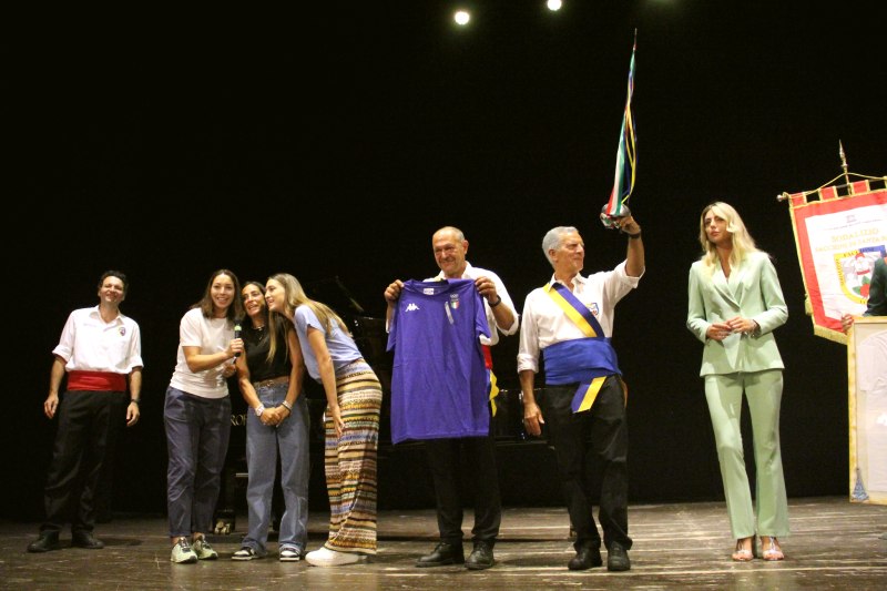 Raduno Facchini di Santa Rosa - Teatro Unione