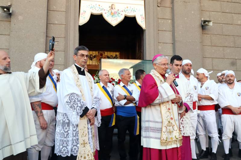 Ritorno in Santuario del Corpo Santa Rosa 